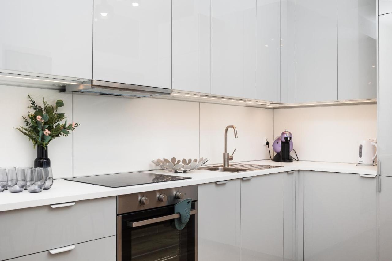 קרקוב Bosacka Apartments X 1' Main Train & Bus Station - By Upstairs מראה חיצוני תמונה